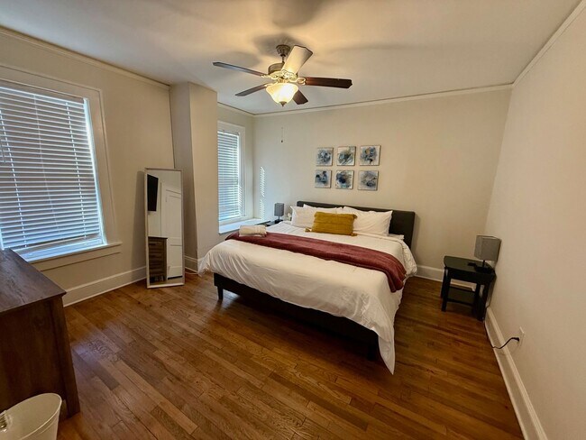 Foto del edificio - 5 Bedroom 3 Bathroom Pre-Leasing – August 2026