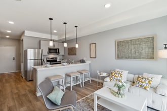 128 E Main St