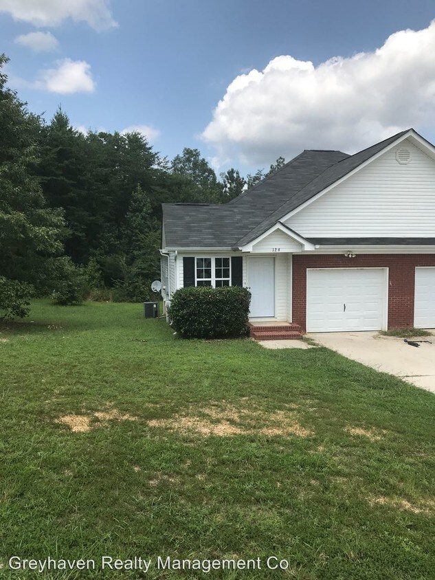 Primary Photo - 122-124 Muskett Dr