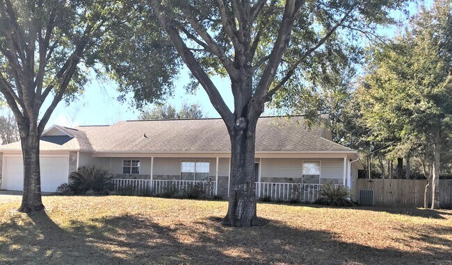 Foto del edificio - 1219 Lexie Dr