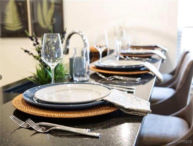 Foto del edificio - 5281-5287 Chestnut Ridge Rd