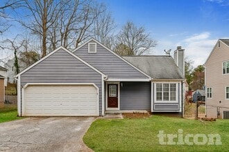 Building Photo - 575 Woodcrest Manor Dr