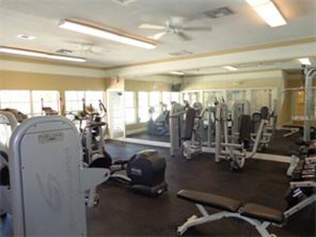 Foto del edificio - 1051 S Hiawassee Rd