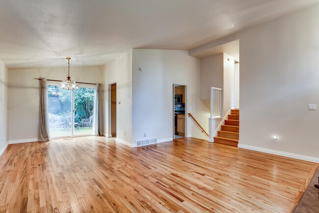 Building Photo - 14911 SE 43rd St