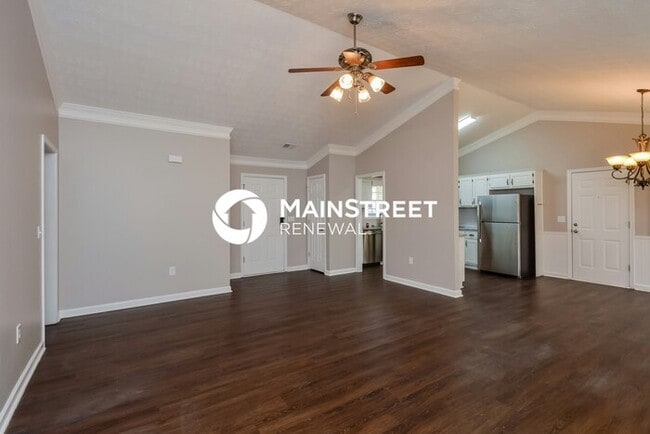 Building Photo - 3 Bedroom Pet-Friendly Home in Covington, ...