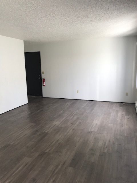 Foto del edificio - 2938 East Walnut Street - 1