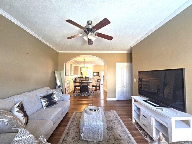 Foto del edificio - 1413 Leigh Ct