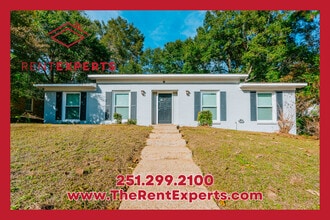 Building Photo - 5466 Vanderbilt Dr