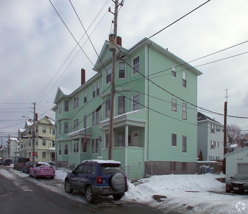 Foto del edificio - 99 16th St
