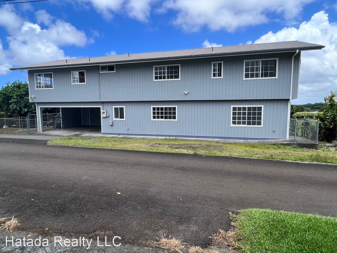 7 br, 4 bath House 460 Luakaha St House Rental in Hilo, HI