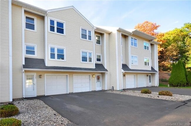 Building Photo - 507 Carlton Ln