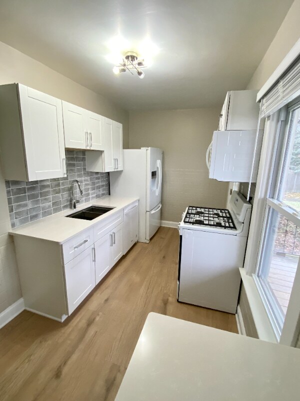 Primary Photo - 1307 Donald Ave
