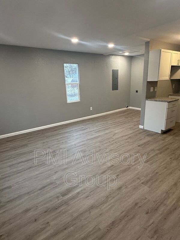 Foto del edificio - 2328 SW Eveningside Dr