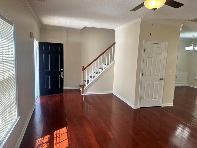 Building Photo - 880 Glynn Oaks Dr