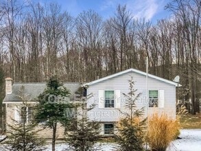 Building Photo - 1118 PA-184