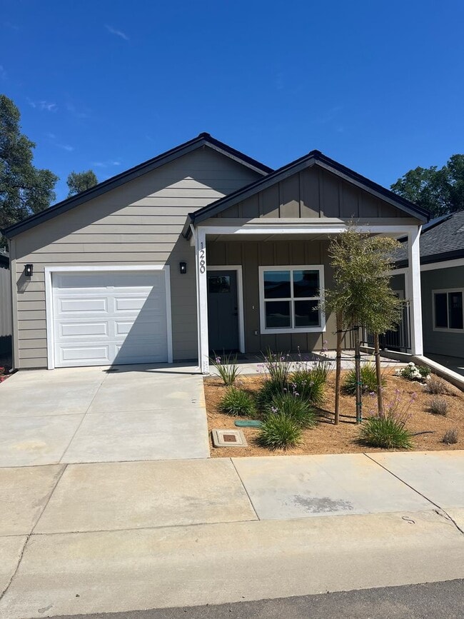 Building Photo - 1260 Old Alturas Rd