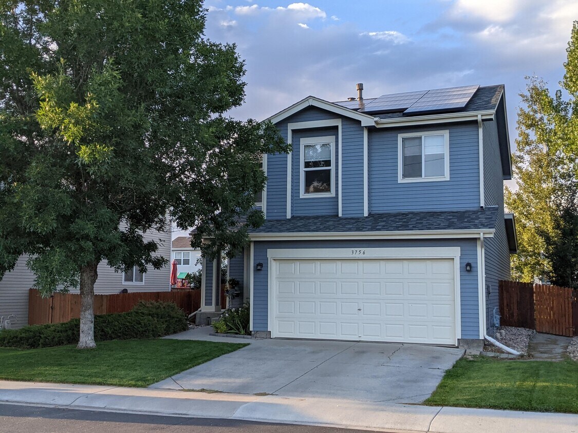 Front, garage, solar - 3756 Waterglen Plz
