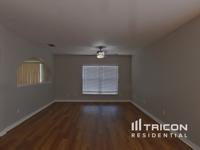 Building Photo - 2036 Portcastle Cir