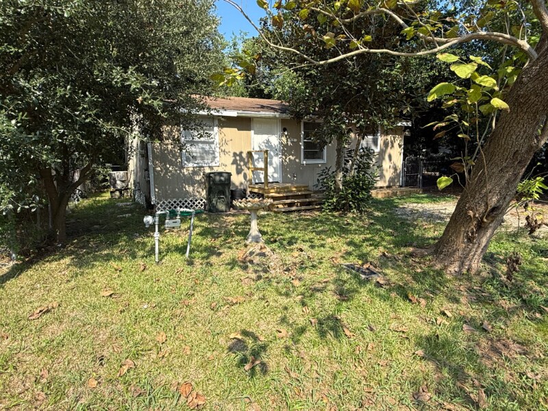 Foto principal - 4127 Darby St