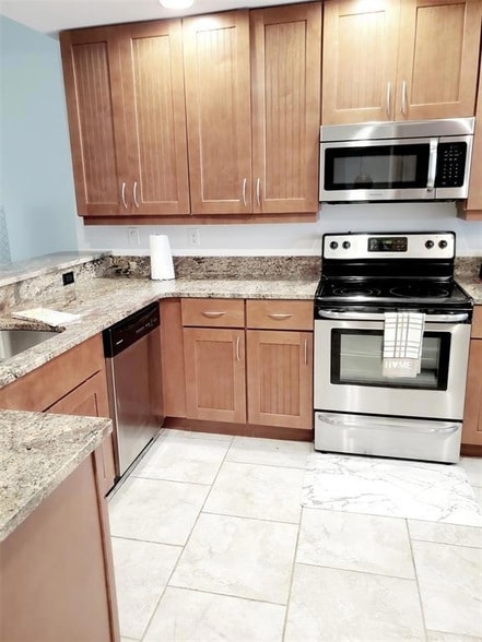 Foto del edificio - 6618 7th Ave Cir W