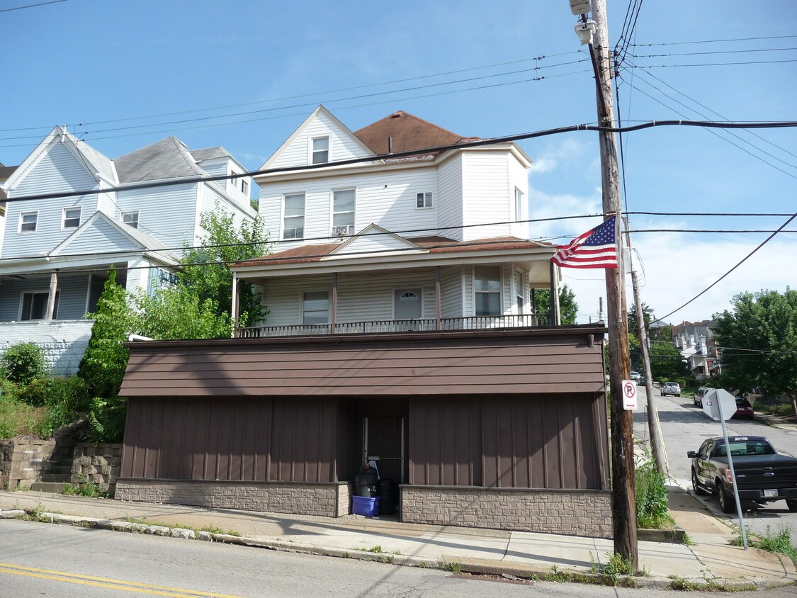 Primary Photo - 546 Greenfield Ave
