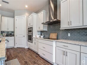Building Photo - 4524 Tamarind Way