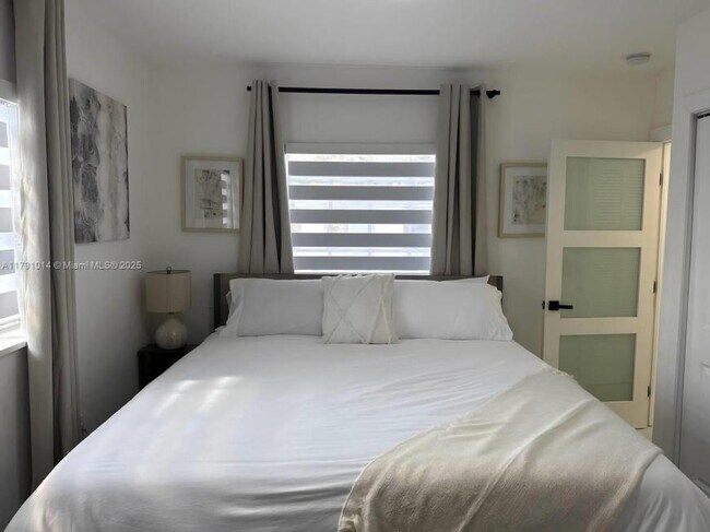 Foto del edificio - 3 bedroom in Miami FL 33150