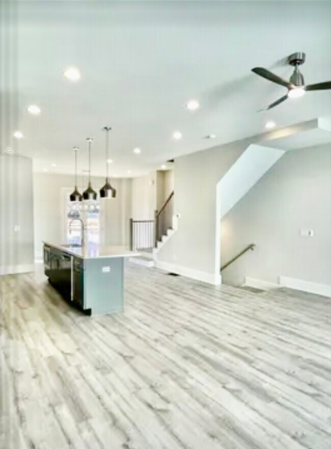 Foto del edificio - 2004 Mahogany Ln NW