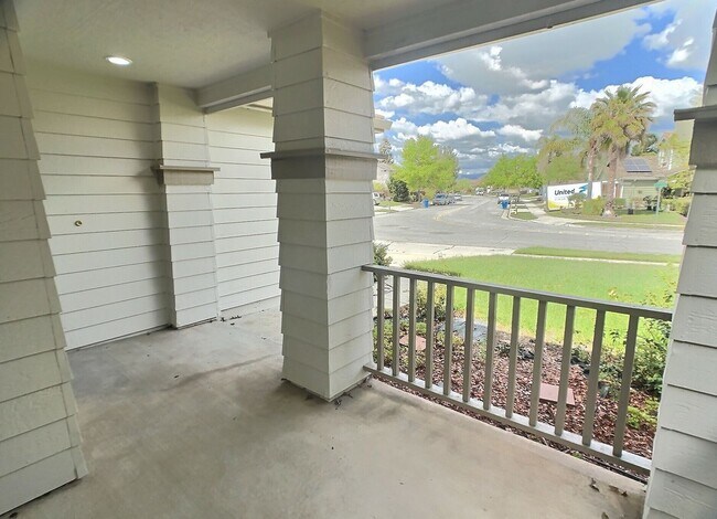 Foto del edificio - Spacious 4 Bedroom House on the Westside o...