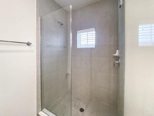 Foto del edificio - 14545 Salt Meadow Dr