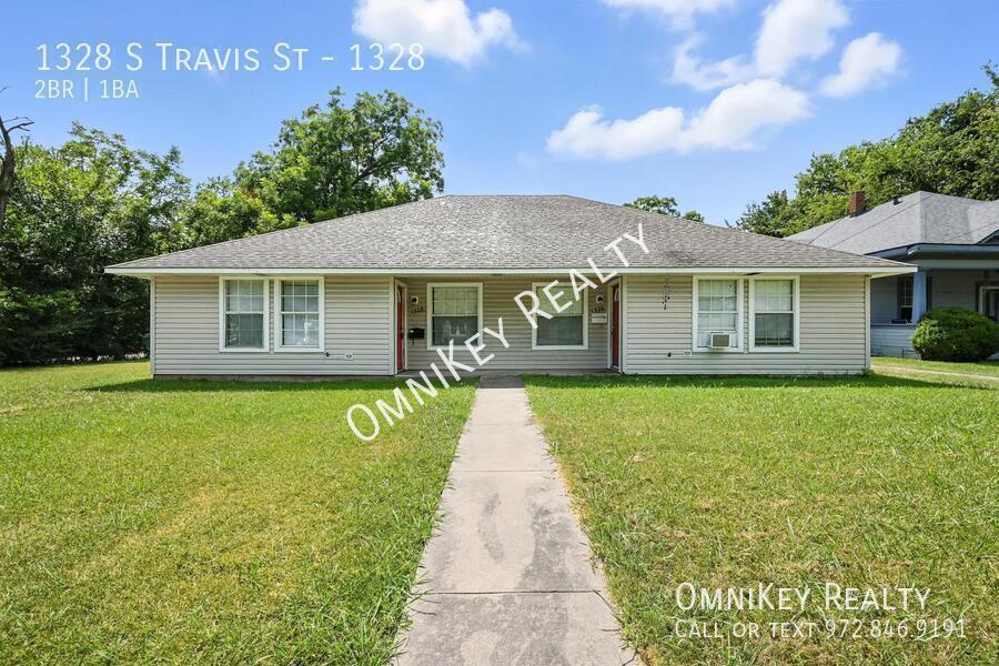 Primary Photo - 1328 S Travis St