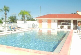 Building Photo - 1246 Rio De Janeiro Ave