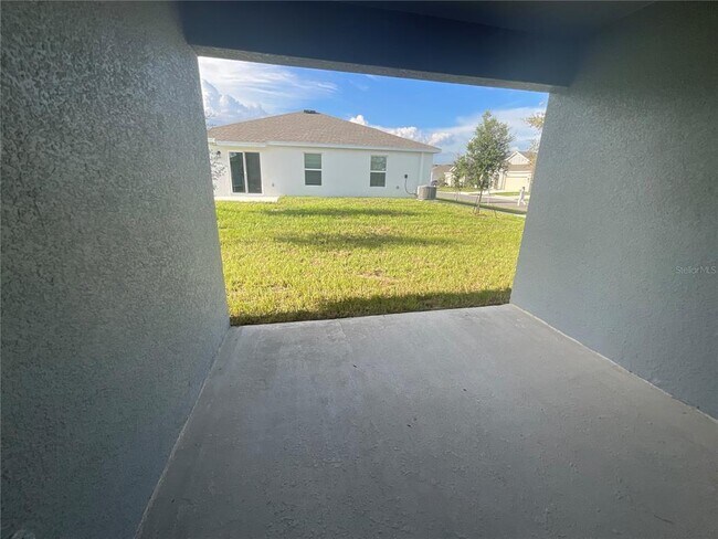 Building Photo - 553 Turtle Ln
