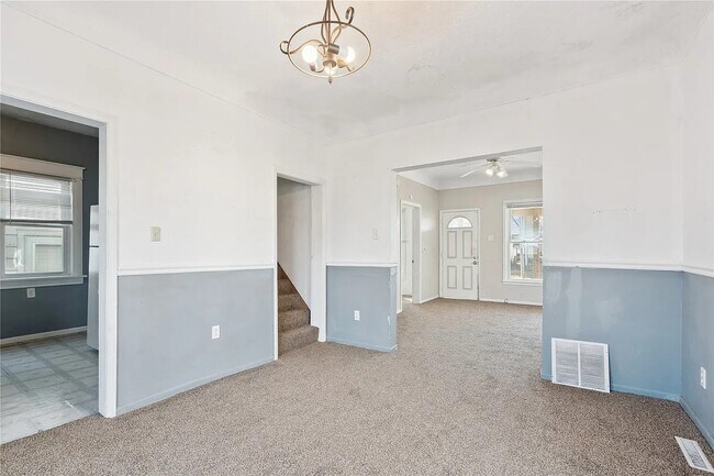Foto del edificio - 452 8th Ave SW