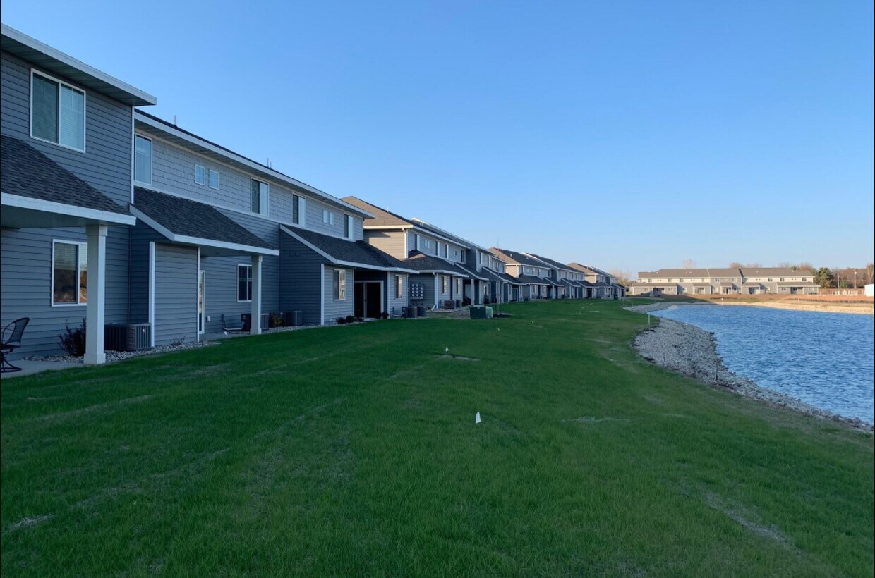 Asterion Apartments W6452W6486 Sonny Dr Menasha, WI