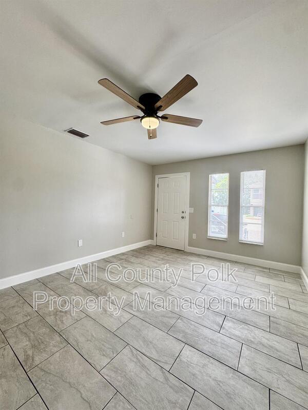 Foto del edificio - 1138 Sycamore St