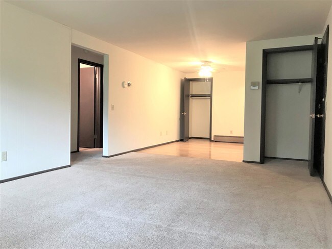 Foto del edificio - 2922 Ashford Ln
