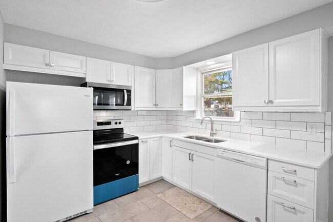 Foto del edificio - 12447 McKelvey Rd