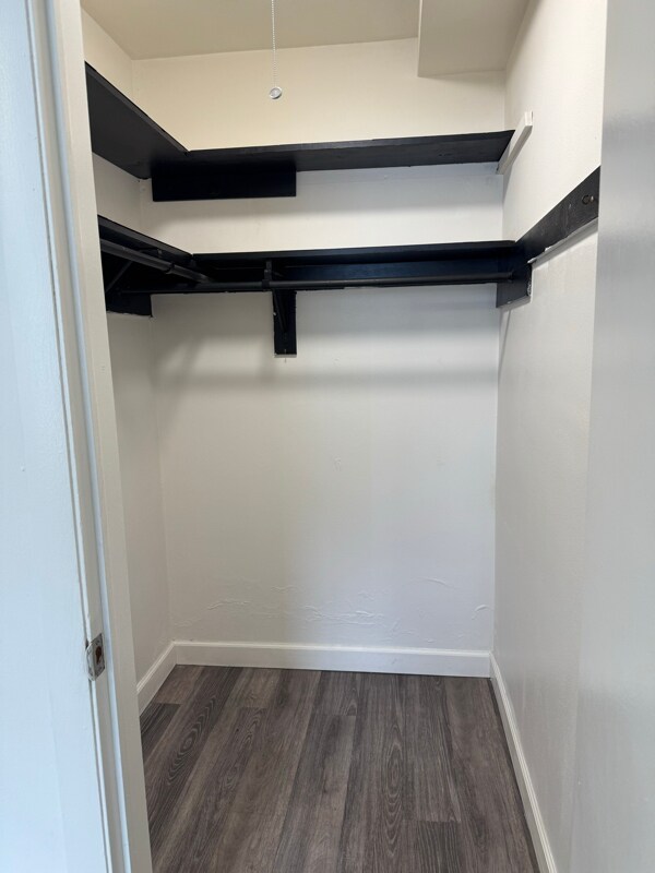 Foto del edificio - 2131 N Summit Ave