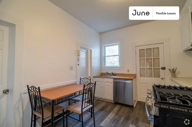 Building Photo - 4A Sherman St