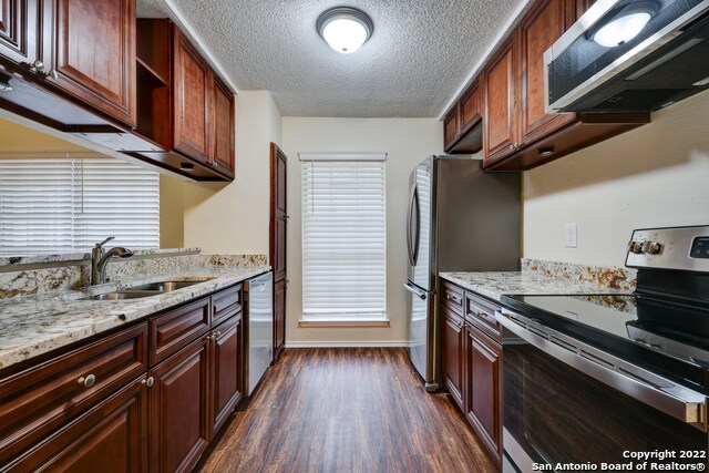 Building Photo - 9851 Ardash Ln