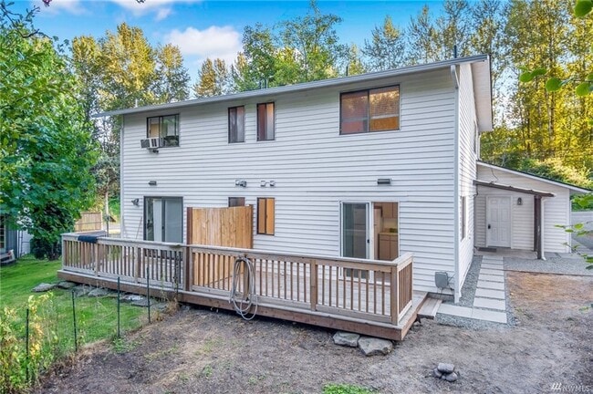 Back View - 20512 Filbert Dr