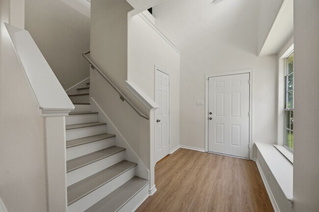 Building Photo - 17602 Bering Bridge Ln