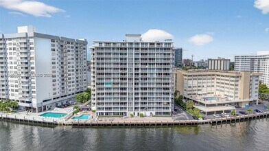 Building Photo - 121 Golden Isles Dr