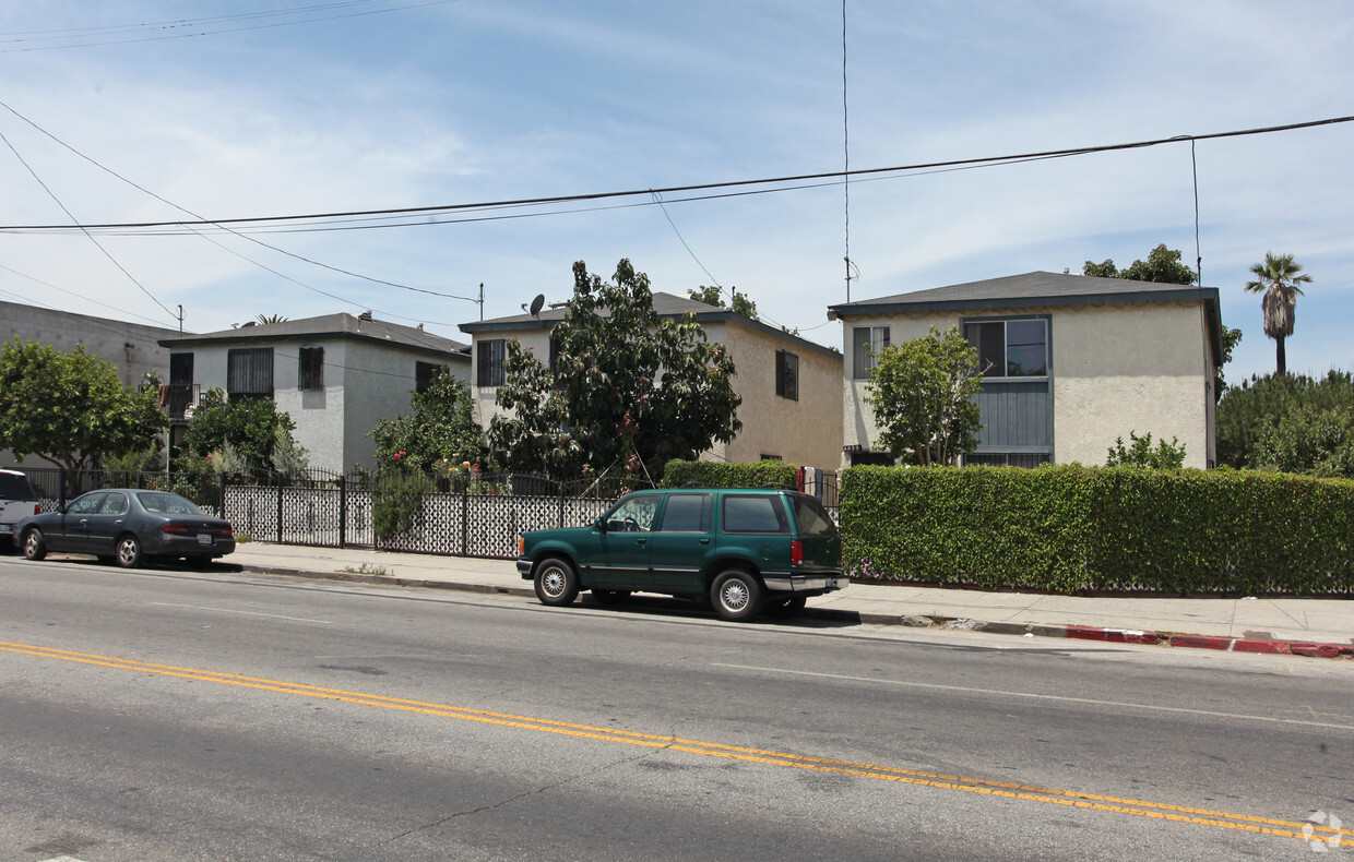 4853-4863 Compton Ave, Los Angeles, CA 90011 - Apartments in Los ...