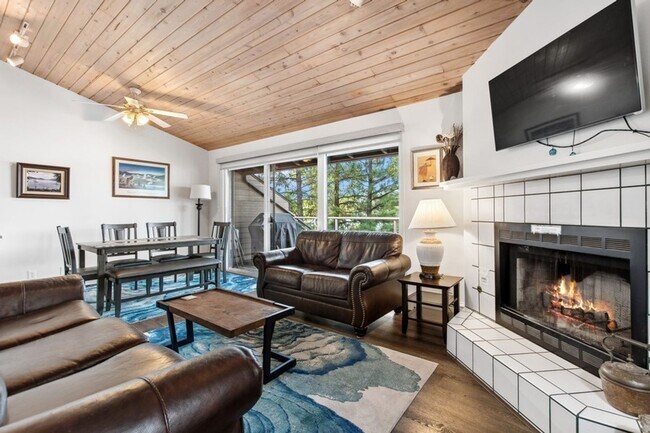 Foto del edificio - 3 Bed, 2 bath Condo on Whitefish Lake