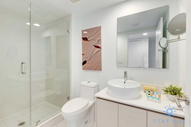 Foto del edificio - 2602 E Hallandale Beach Blvd