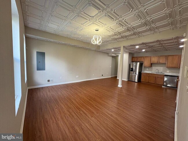 Foto del edificio - 222 N Liberty St