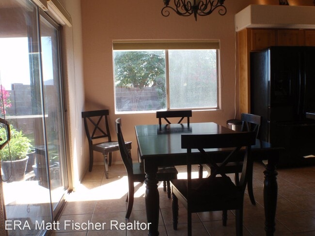 Building Photo - 3 br, 2 bath House - 11126 S Cony Ave