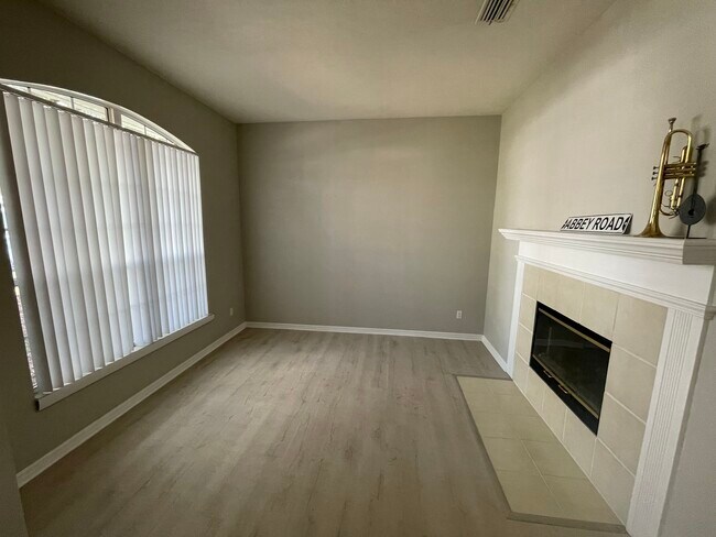 Foto del edificio - 6746 NW 37th Ter